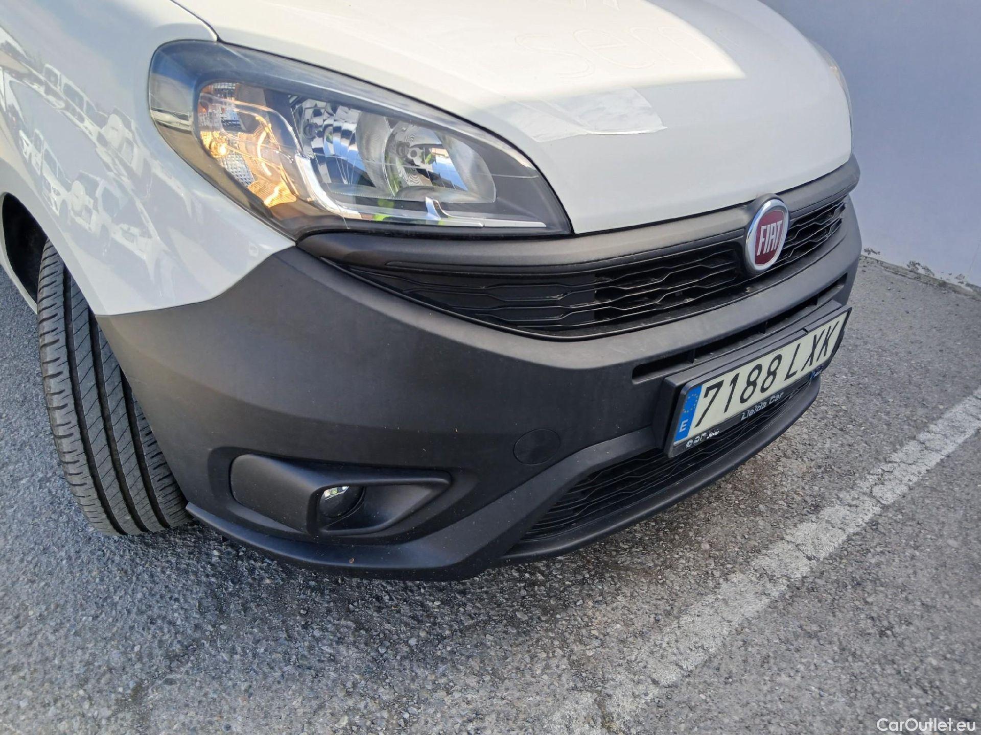  Fiat  Doblo FIAT Doblò Cargo Maxi SX 1.6 Mjet 77kW 105 CV #15