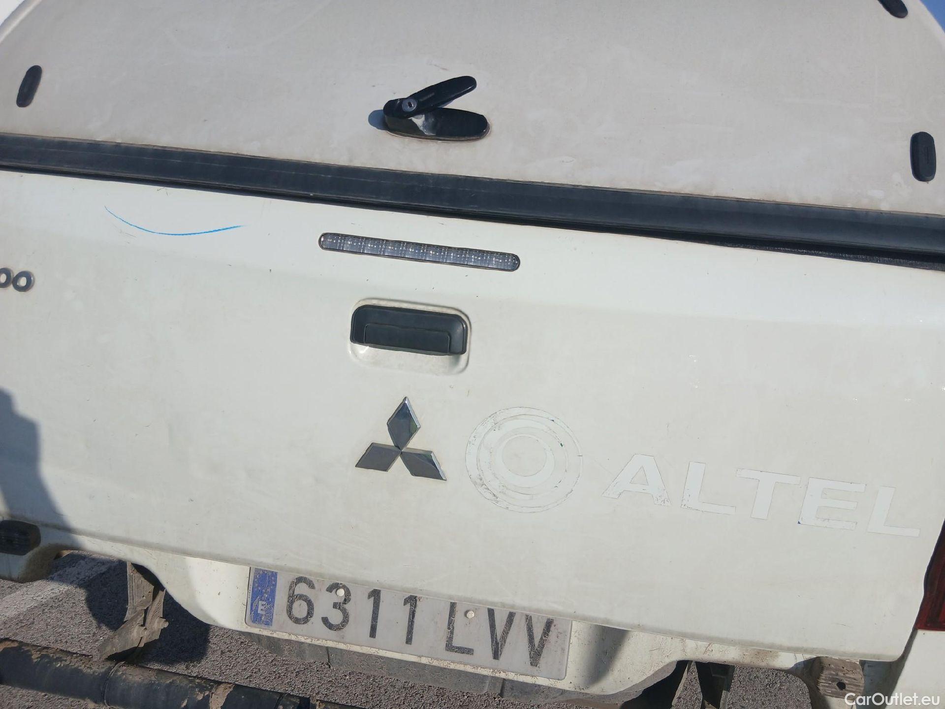  Mitsubishi  L200 MITSUBISHI  / 2019 / 4P / pickup doble cabina D/C 220 DI-D M-Pro #22