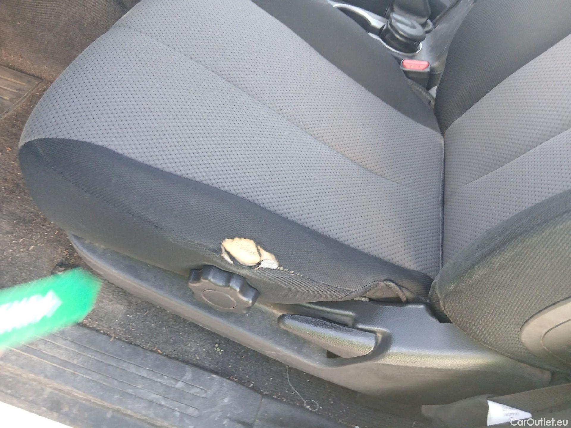  Mitsubishi  L200 MITSUBISHI  / 2019 / 4P / pickup doble cabina D/C 220 DI-D M-Pro #1