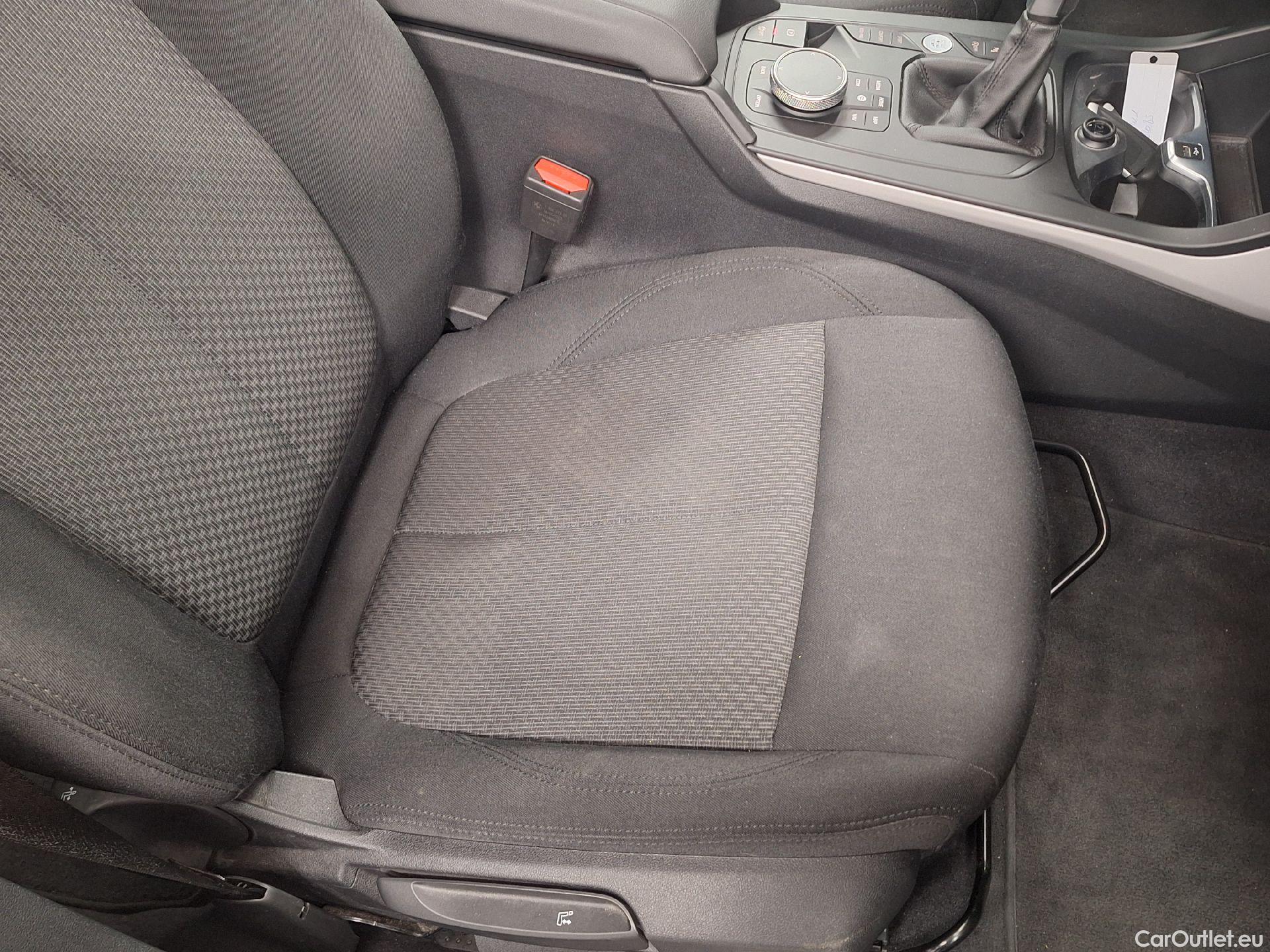  Bmw  Serie 1 BMW, 1-serie '19, BMW 1 Reeks Hatch 116d (85 kW) 5d #16