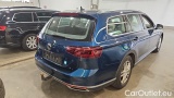 Volkswagen  Passat 2.0 TDI SCR DSG Elegance Variant #4