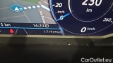  Volkswagen  Passat 2.0 TDI SCR DSG Elegance Variant #9