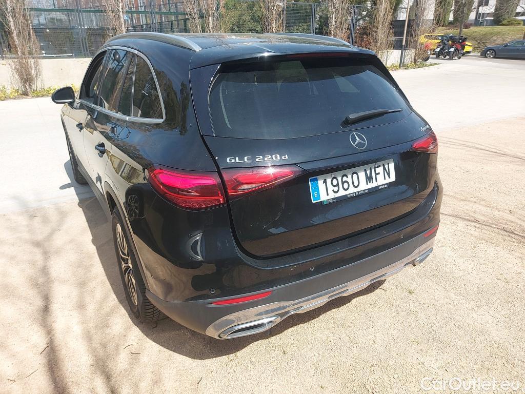  Mercedes  GLC MERCEDES-BENZ  / 2022 / 5P / todoterreno  220 d 4MATIC * #15