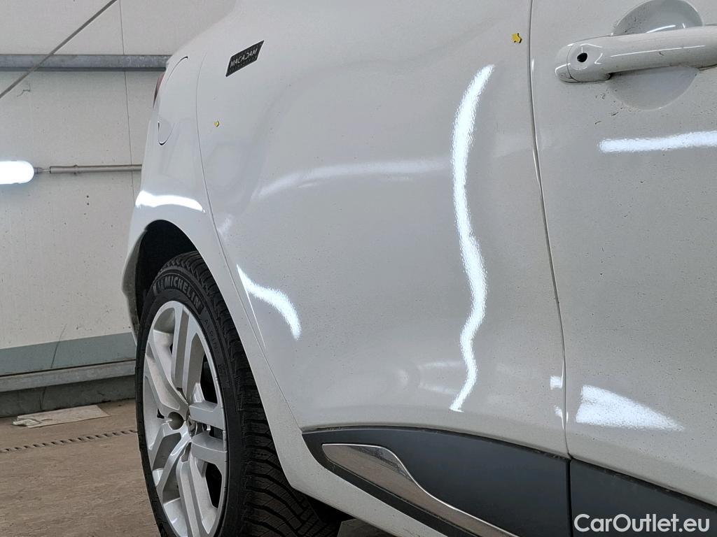  Renault  Clio RENAULT  / 2016 / 5P / Berline &Business TCe 90 #9