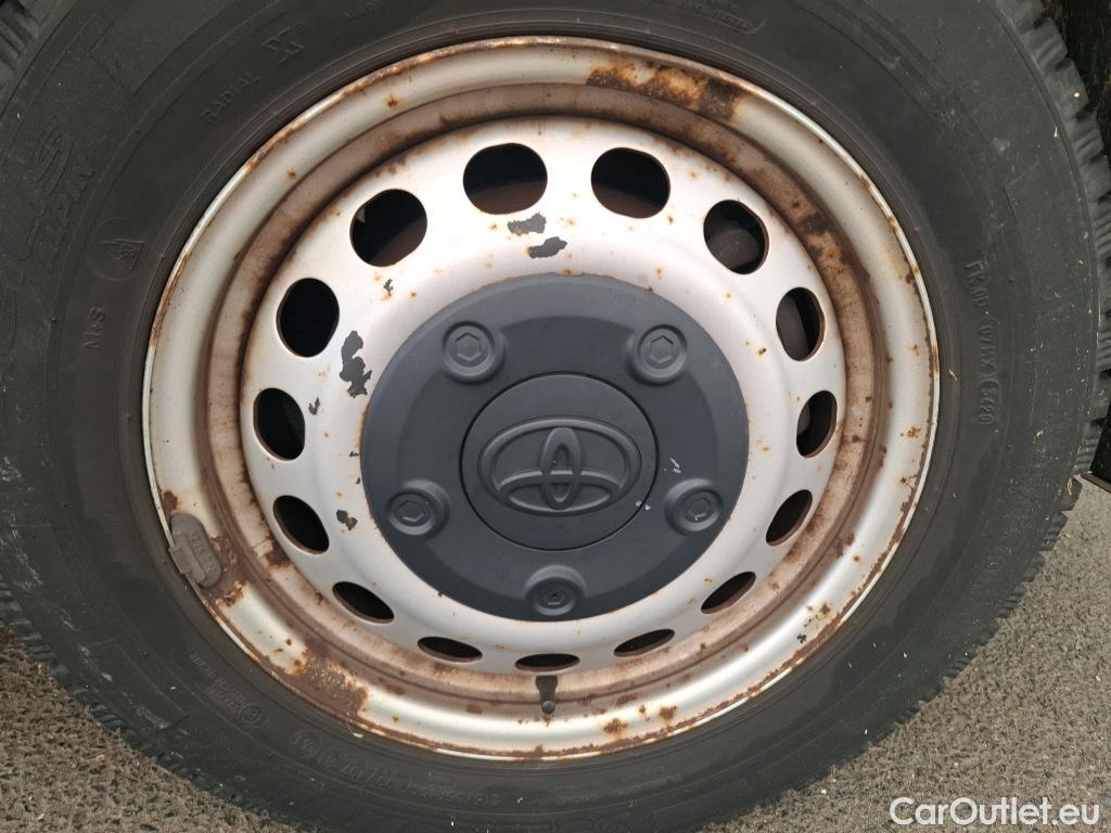  Toyota  Proace TOYOTA  4p Combi COMPACT 95 D-4D DYNAMIC #26