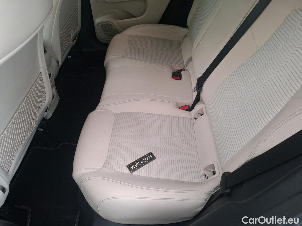  Mercedes  GLA MERCEDES-BENZ  / 2020 / 5P / SUV 1.3  250 e BUSINESS LINE DCT #35