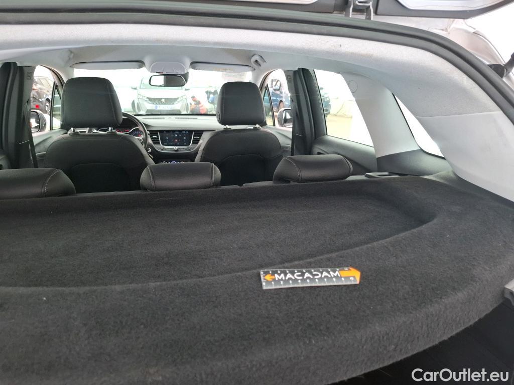  Opel  Crossland  X Elegance Business 1.2 Turbo 110CV BVM6 E6d #21