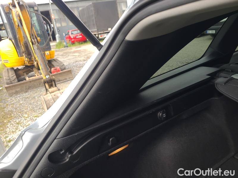  KIA  Cee'd Ceed Sportswagon (2018->) Ceed SW 1.5 T-GDI 118 Top #20