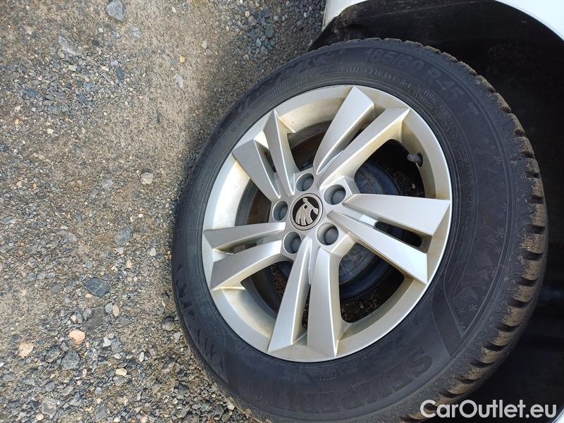  Skoda  Fabia  Combi (2015) Com.1.0TSI 70 Ambition 5d #5