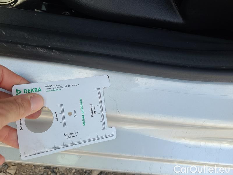  Skoda  Fabia  Combi (2015) Com.1.0TSI 70 Ambition 5d #3