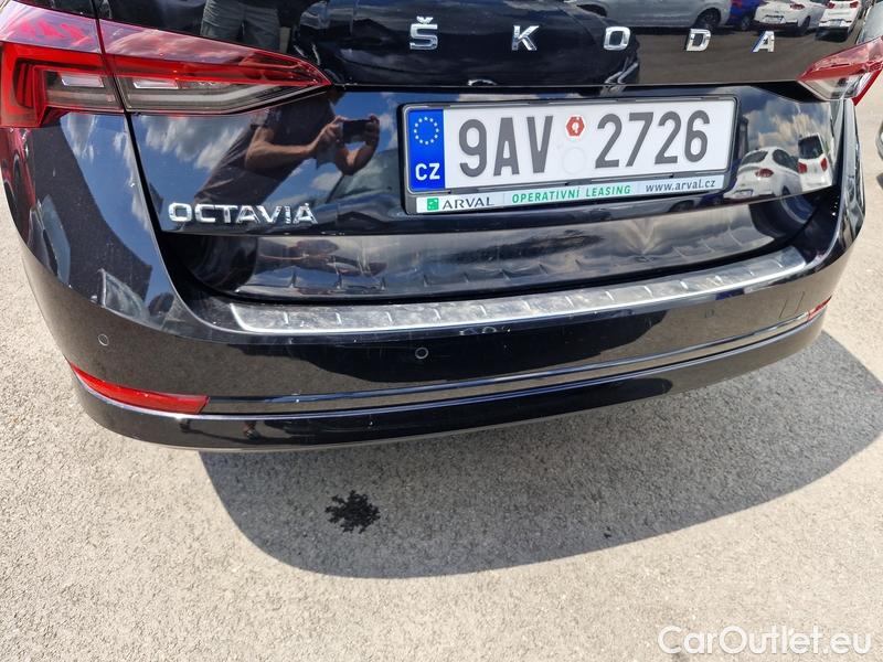  Skoda  Octavia  Combi  (5E5)(03.2017->) Oct.Combi 2.0TDI 110 Style AT #17