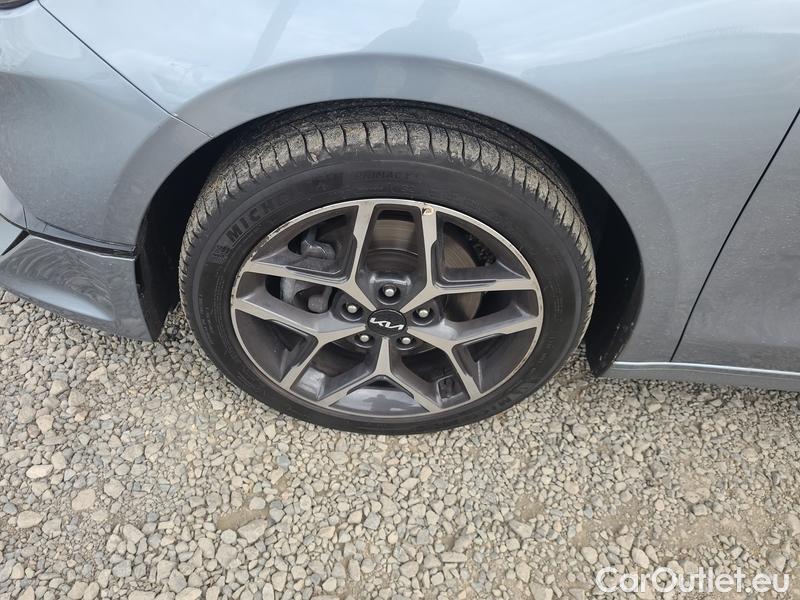  KIA  Cee'd Ceed Sportswagon (2018->) Ceed SW 1.5 T-GDI 118 Top #5