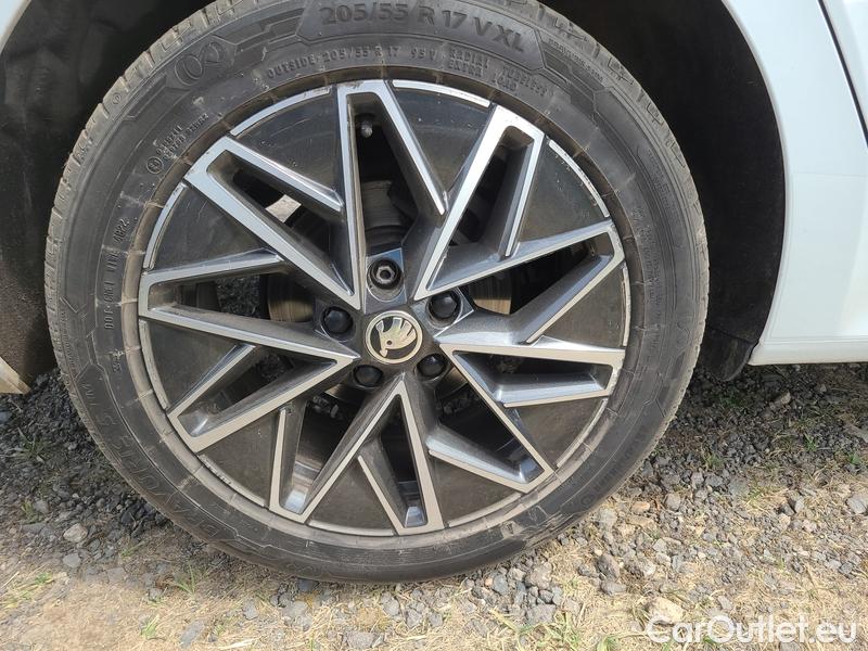  Skoda  Octavia  Combi (NX3)(2020) Oct.Combi 2.0TDI 85 Style #5