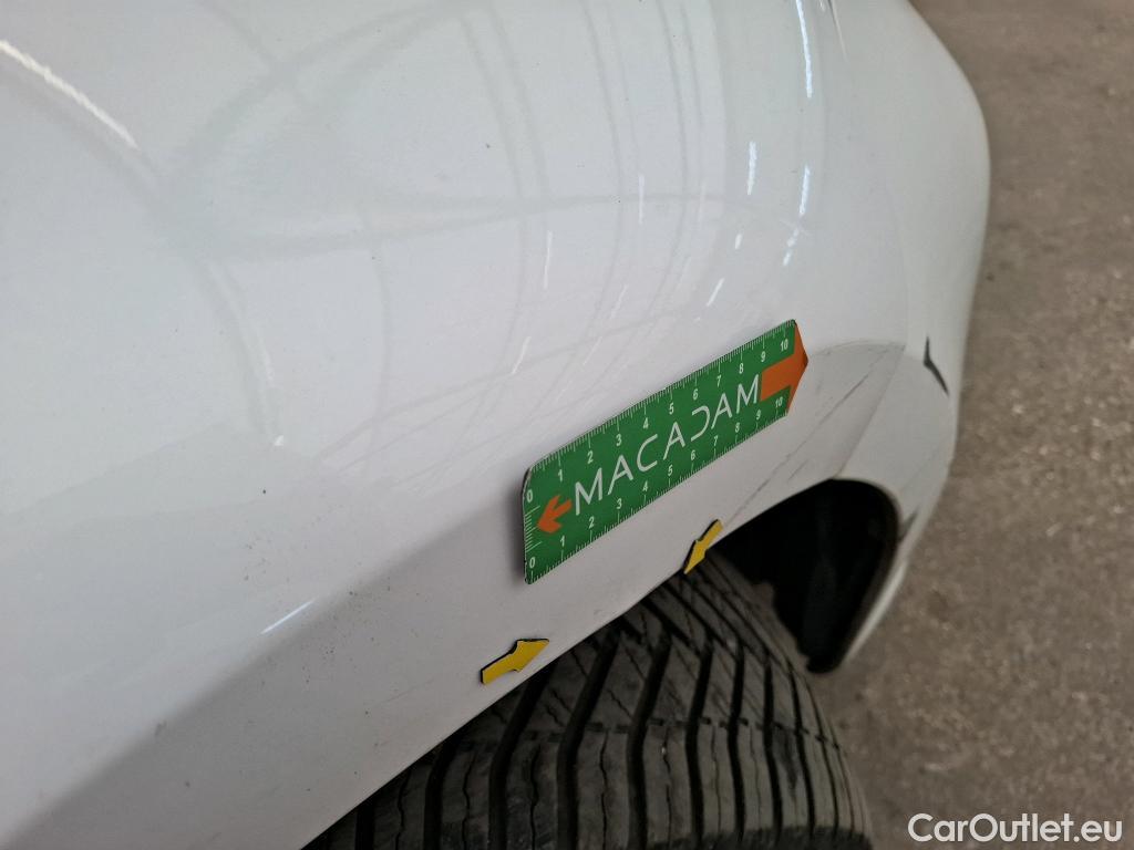  Toyota  Yaris TOYOTA  Hybride Affaires / 2019 / 5P / Berline 1.5 Hybride 116h Dynamic Business Affair #6