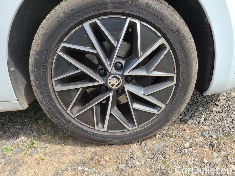  Skoda  Octavia  Combi (NX3)(2020) Oct.Combi 2.0TDI 85 Style #6