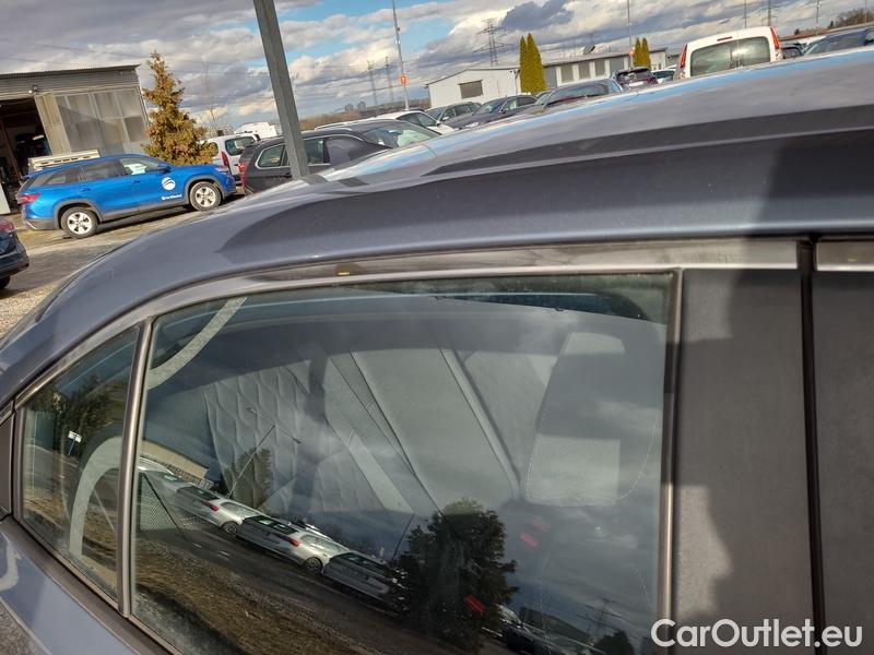  Toyota  Corolla  (E21) (2019)  1.5DF Comfort 4d #12