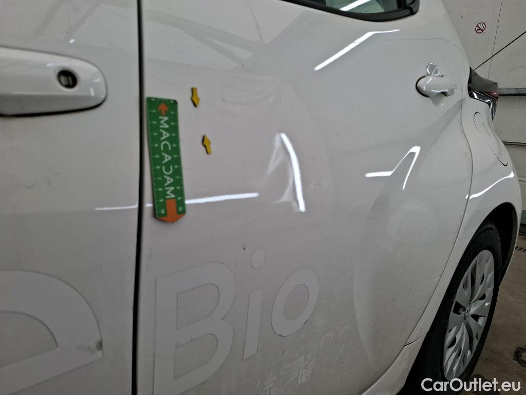  Toyota  Yaris TOYOTA  Hybride Affaires / 2019 / 5P / Berline 1.5 Hybride 116h Dynamic Business Affair #18