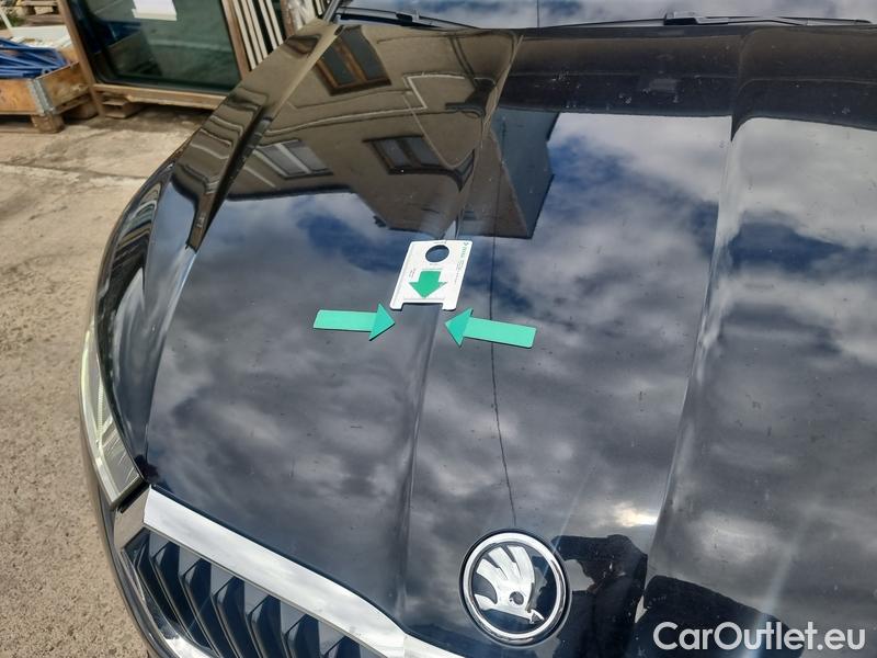  Skoda  Octavia  Combi (NX3)(2020)  Com TDI 110 Style AT #4