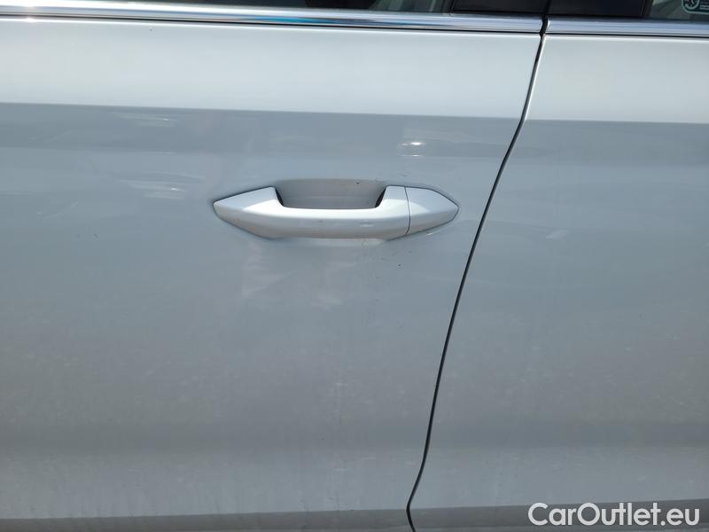  Skoda  Octavia  Combi (NX3)(2020) Oct.Combi 2.0TDI 85 Style #25