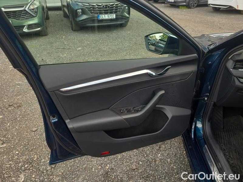  Skoda  Octavia  Lim. (NX3)(2020)  1.5e-TEC 110 Style AT #5