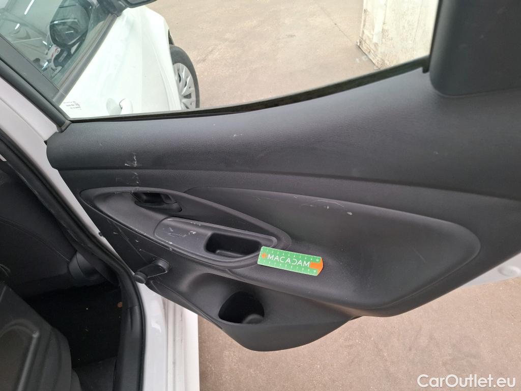  Toyota  Yaris TOYOTA  Hybride Affaires / 2019 / 5P / Berline 1.5 Hybride 116h Dynamic Business Affair #14