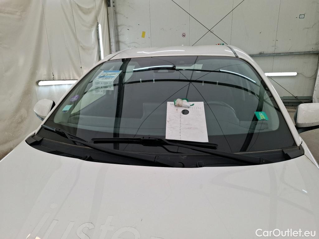  Toyota  Yaris TOYOTA  Hybride Affaires / 2019 / 5P / Berline 1.5 Hybride 116h Dynamic Business Affair #1