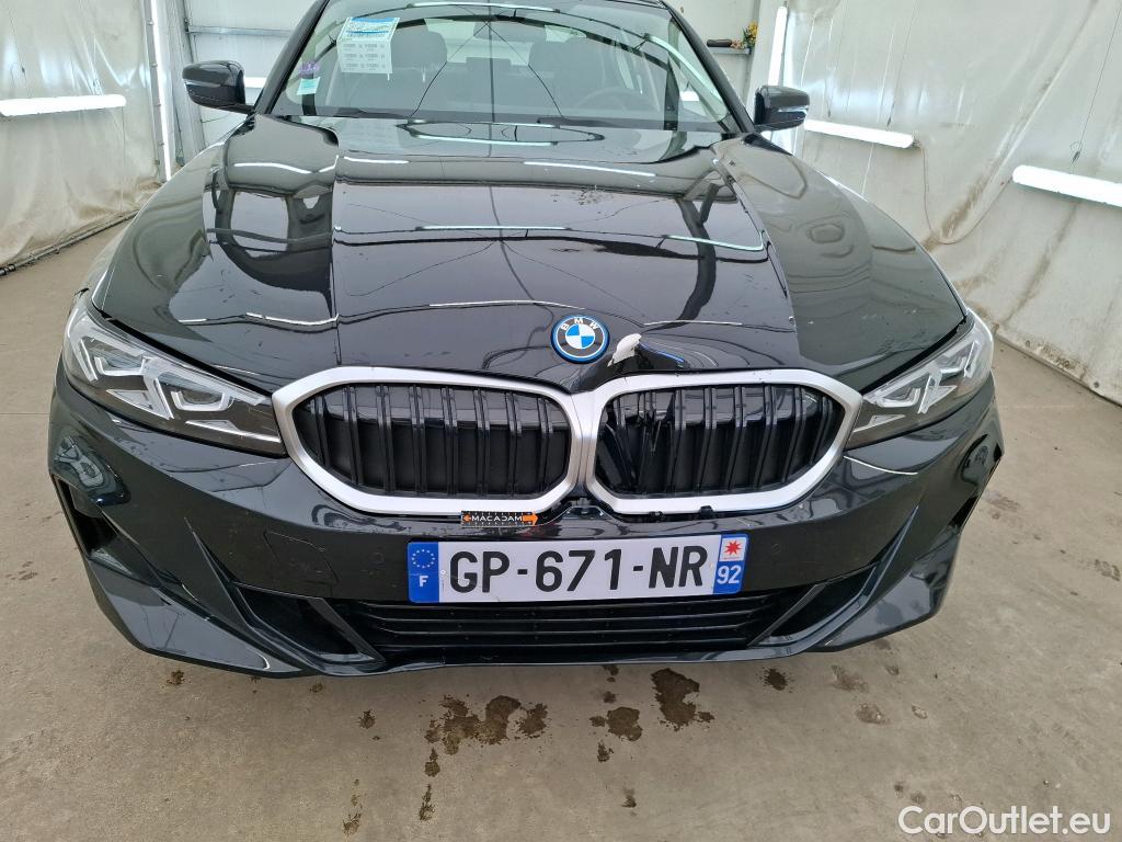  Bmw  Serie 3 BMW Série 3 Berline / 2022 / 4P / Berline 320e 204ch Business Design BVA8 Hybride #34