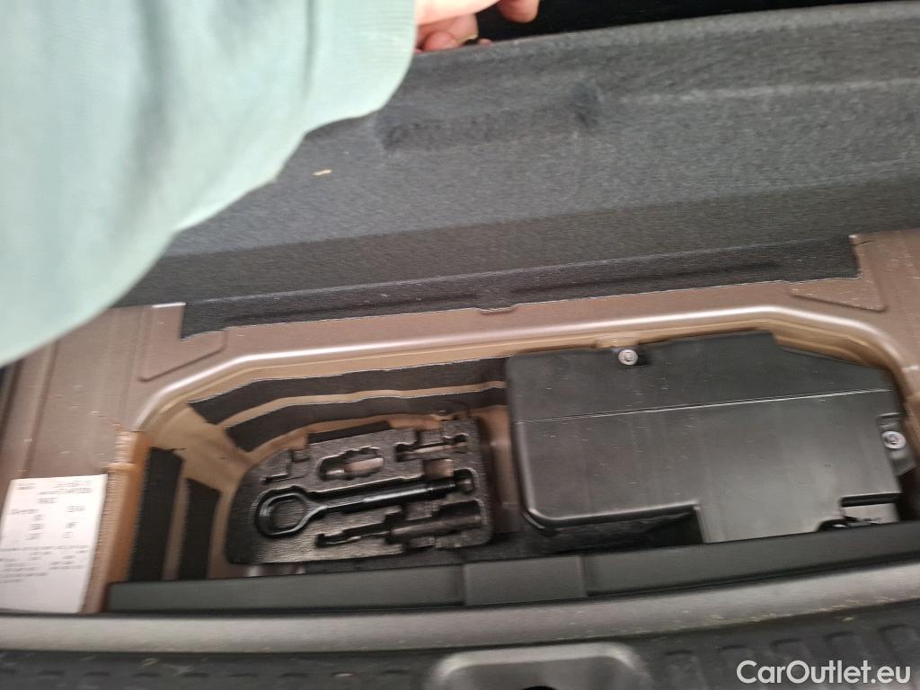  Audi  Q4 E-Tron  40 e-tron S line 77kWh BVA #14