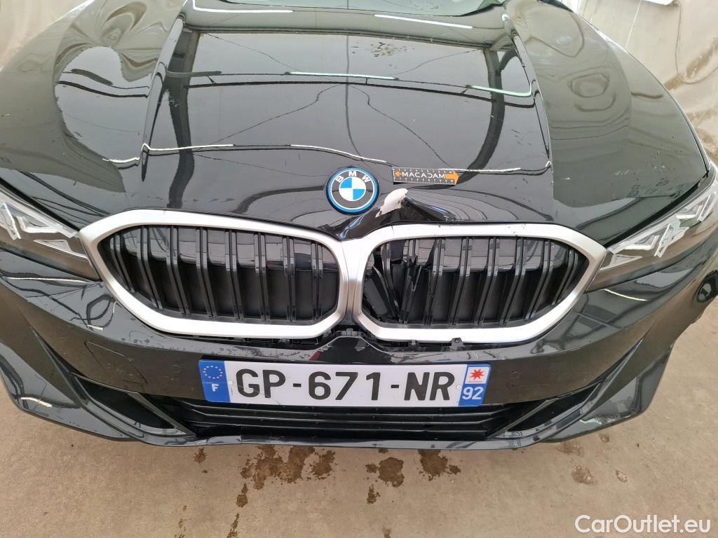  Bmw  Serie 3 BMW Série 3 Berline / 2022 / 4P / Berline 320e 204ch Business Design BVA8 Hybride #24