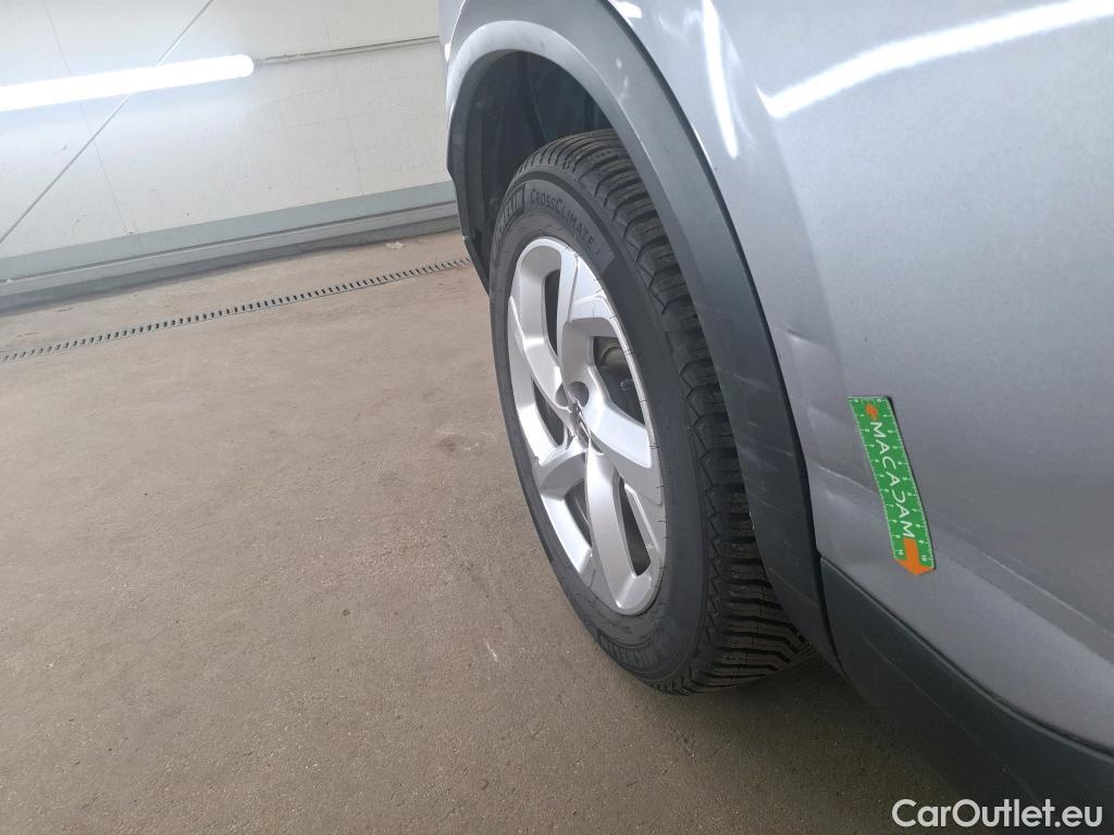  Citroen  C5 Aircross CITROEN  / 2018 / 5P / SUV Hybrid 225 ë-EAT8 Business #30
