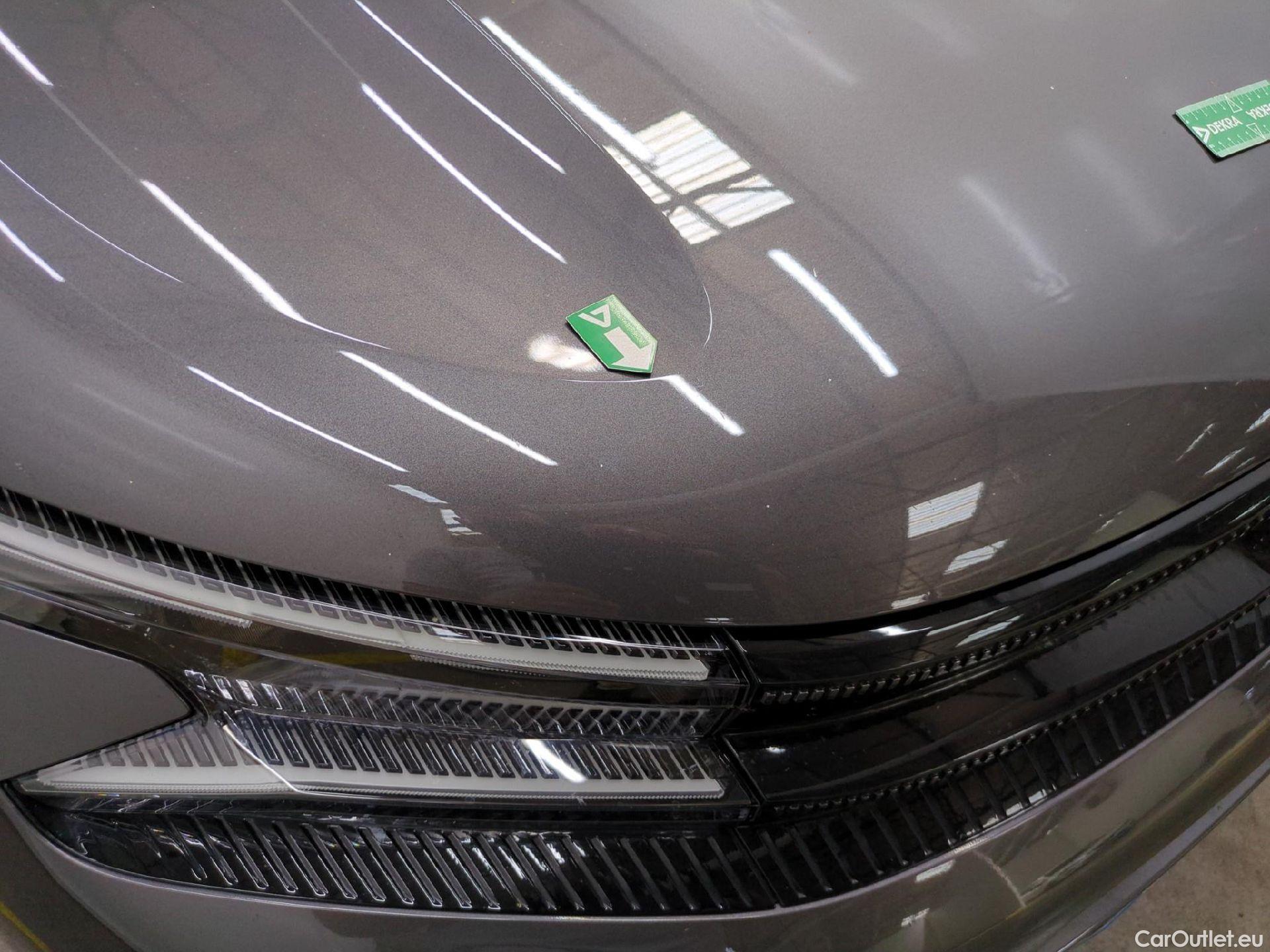  Citroen  C5 Aircross CITROEN  / 2022 / 5P / SUV Hybrid rechargeable 225 e-EAT8 Feel Pack #38