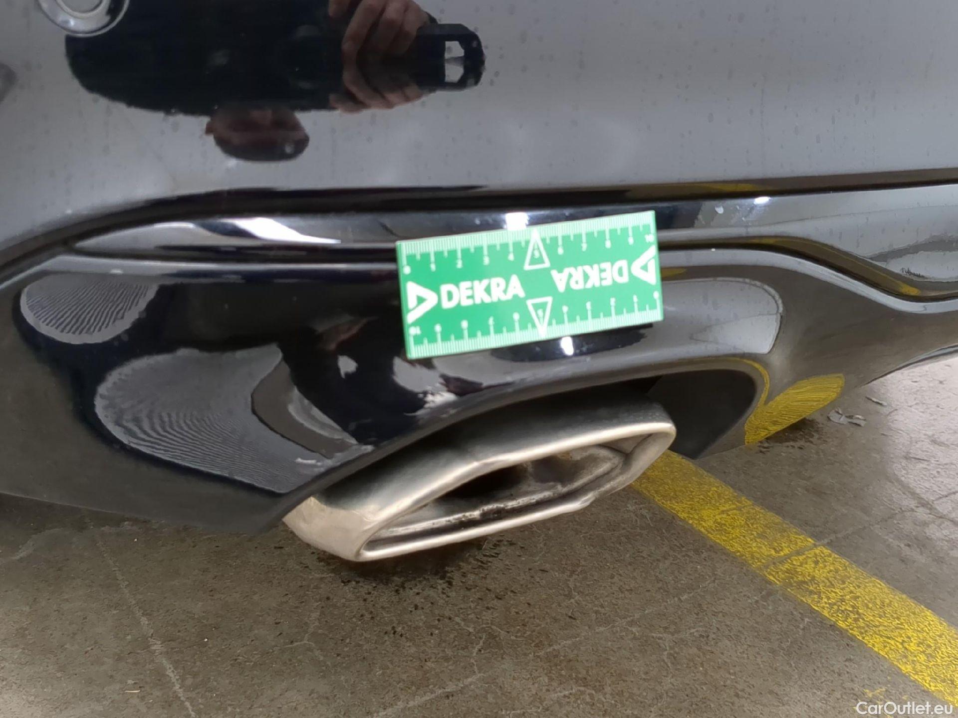 Ford  Kuga FORD  / 2019 / 5P / SUV 2.5 Dur 225 hybrid PHEV Pshi ST-Line Bus #25