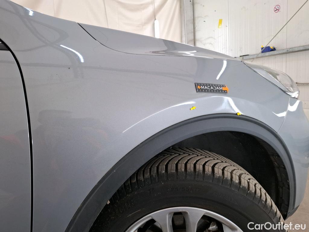  Ford  Kuga FORD  / 2019 / 5P / SUV 2.5 Dur 225 hybrid PHEV Pshift Titanium #11