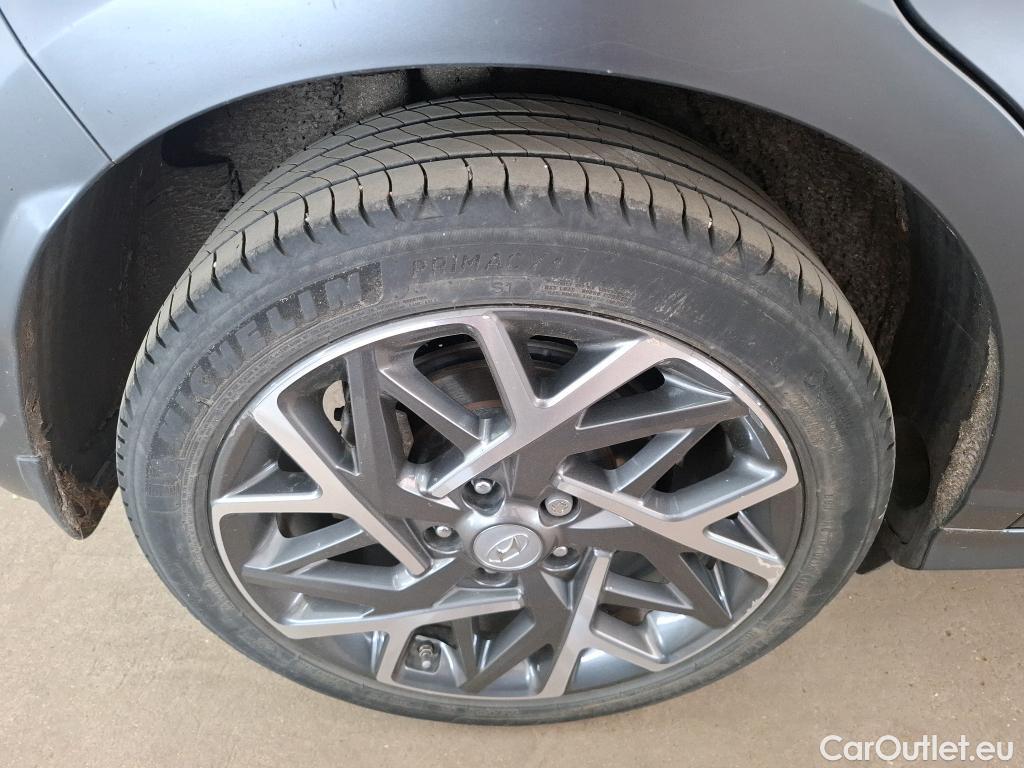  Hyundai  Konna HYUNDAI Kona / 2020 / 5P / SUV 1.6 HYBRID 141 EXECUTIVE HEV #5