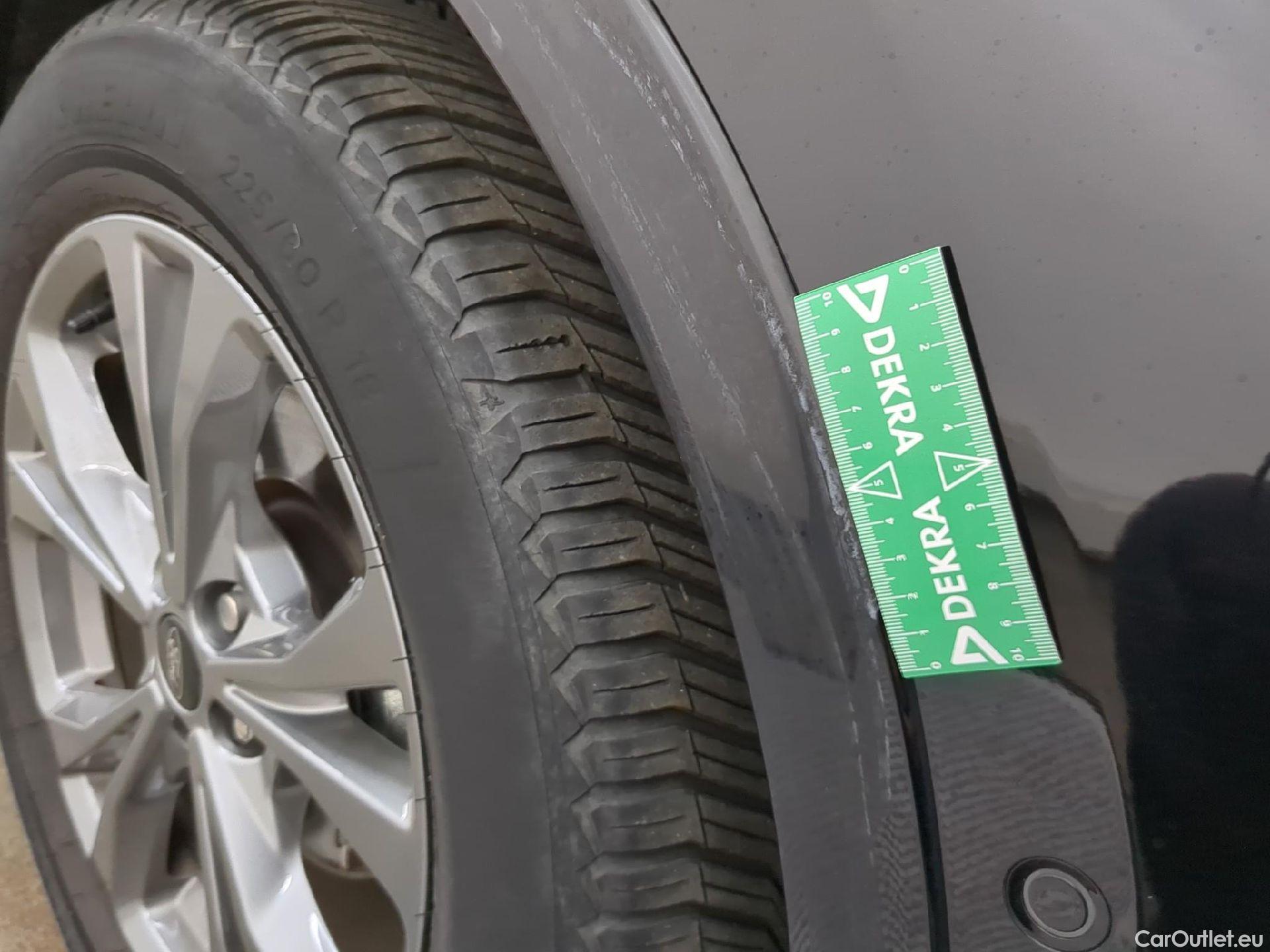  Ford  Kuga FORD  / 2019 / 5P / SUV 2.5 Dur 225 hybrid PHEV Pshi ST-Line Bus #11