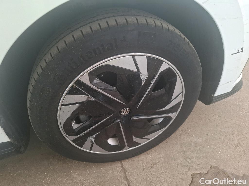  MG  4 MG MG / 2022 / 5P / Berline Comfort 6kWh 150kW CD LOT 200 #56