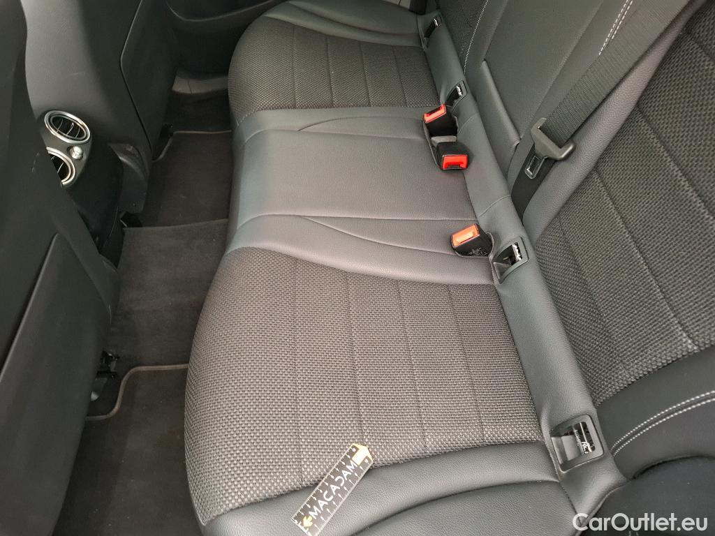  Mercedes  G-Klasee MERCEDES-BENZ GLC / 2019 / 5P / SUV 2.0 GLC 300 E BUSINESS LINE 4MATIC #24