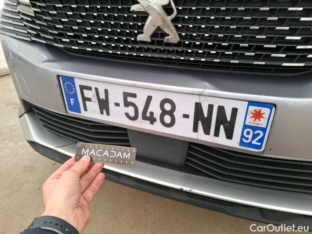  Peugeot  3008 PEUGEOT  / 2016 / 5P / SUV Hybrid 225 e-EAT8 ALLURE BUSINESS #50