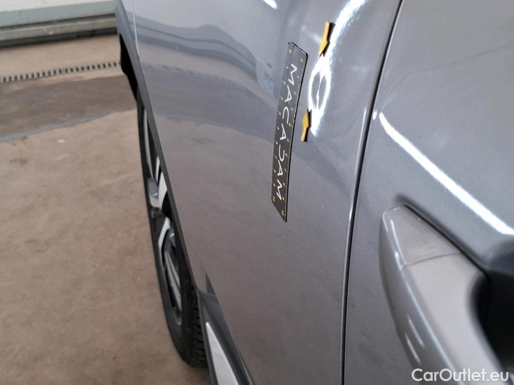  Peugeot  3008 PEUGEOT  / 2016 / 5P / SUV Hybrid 225 e-EAT8 ALLURE BUSINESS #28