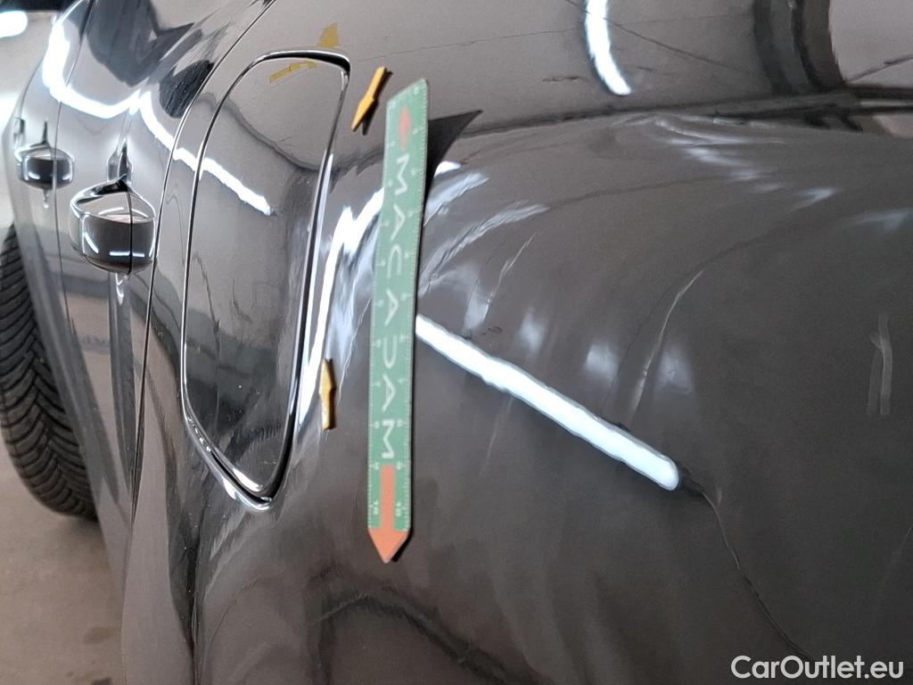  Renault  Megane RENAULT Mégane Estate / 2020 / 5P / Break Intens E-Tech hybride rechargeable 160 #3