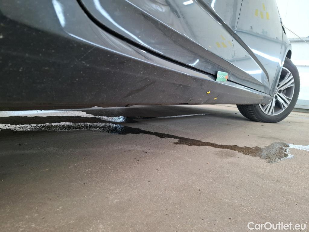  Renault  Megane RENAULT Mégane Estate / 2020 / 5P / Break Intens E-Tech hybride rechargeable 160 #14
