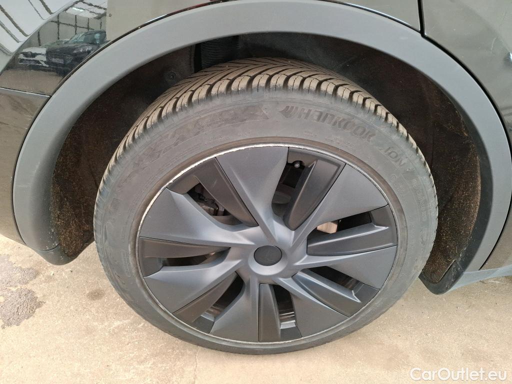  Tesla  Model Y TESLA  / 2020 / 5P / SUV Grande Autonomie RWD #4