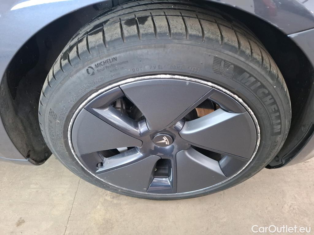  Tesla  Model 3 TESLA  / 2018 / 4P / Berline Autonomie Standard Plus RWD #13