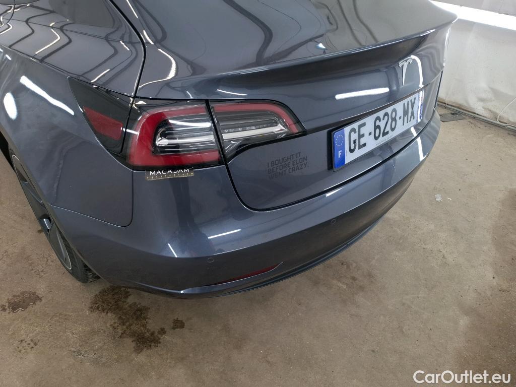 Tesla  Model 3 TESLA  / 2018 / 4P / Berline Autonomie Standard Plus RWD #17