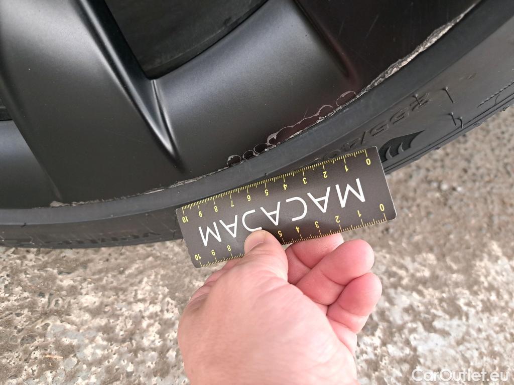  Tesla  Model Y TESLA  / 2021 / 5P / SUV RWD #4