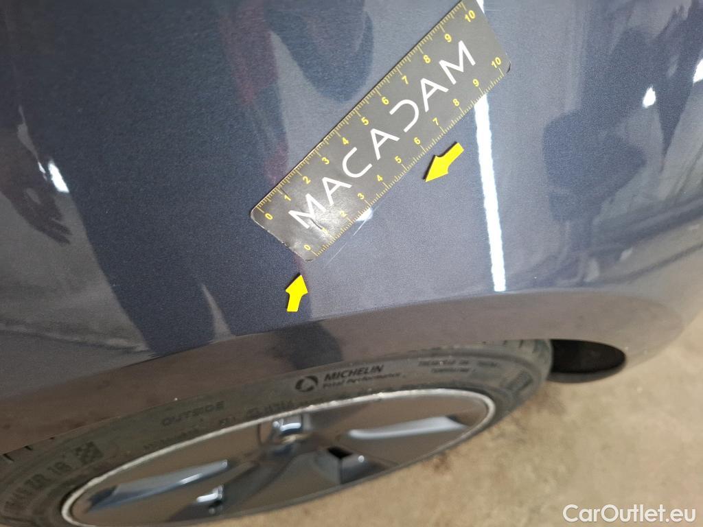  Tesla  Model 3 TESLA  / 2018 / 4P / Berline Autonomie Standard Plus RWD #60