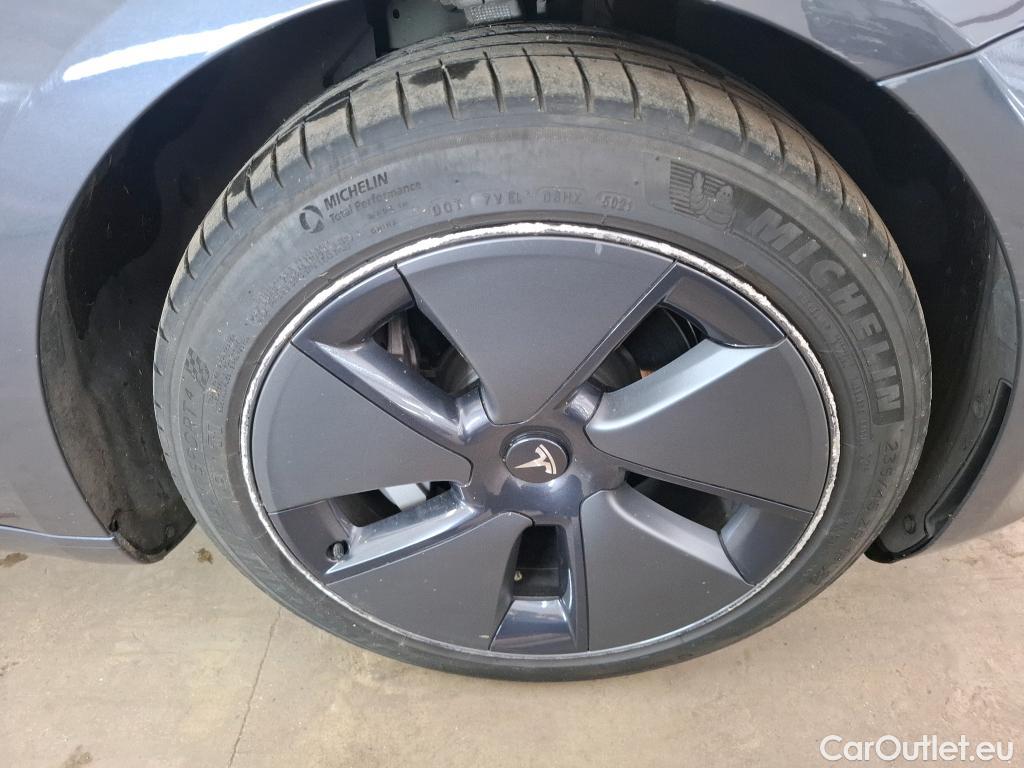 Tesla  Model 3 TESLA  / 2018 / 4P / Berline Autonomie Standard Plus RWD #14