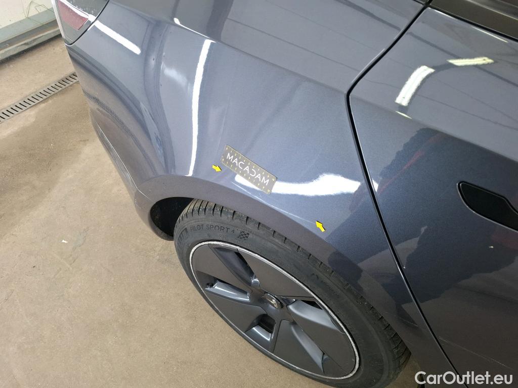  Tesla  Model 3 TESLA  / 2018 / 4P / Berline Autonomie Standard Plus RWD #76