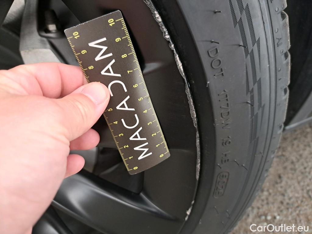  Tesla  Model Y TESLA  / 2021 / 5P / SUV RWD #3