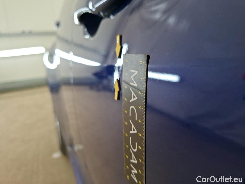  Toyota  Yaris TOYOTA  Hybride / 2019 / 5P / Berline Hybride 116h France Business Stage Acad #55